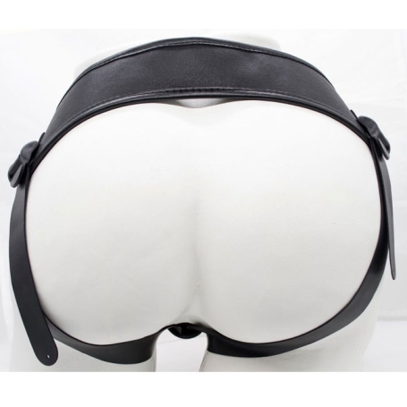 Страпон Harness Supreme Realistic